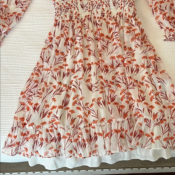 Dress - Picture 2 of 8